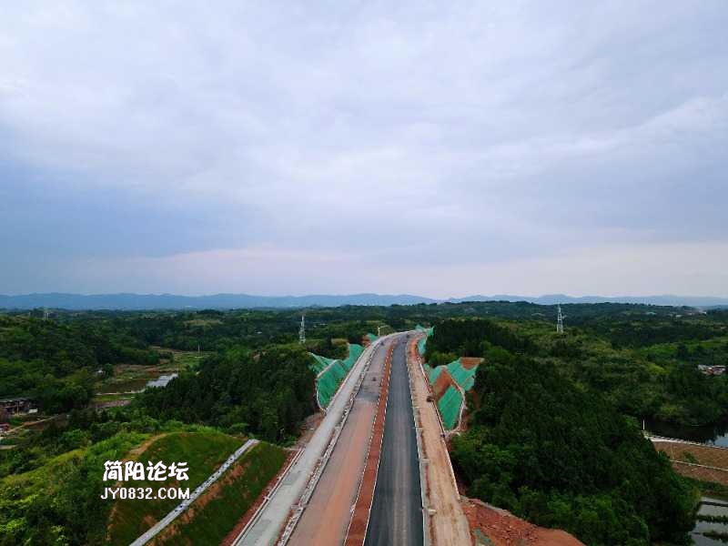 金简仁快速路跨沱江大桥,成安渝平窝收费站,金简仁快速河东段.