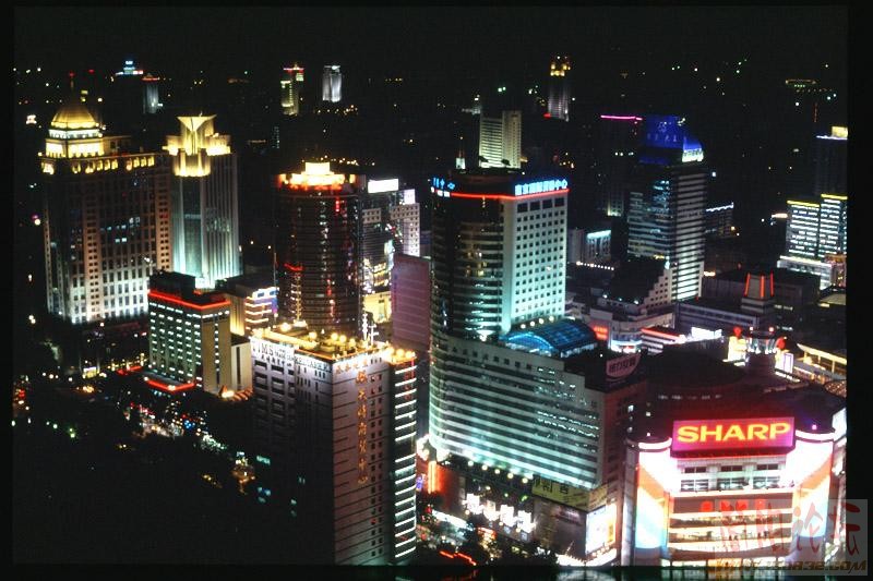 12_76619_7.jpg