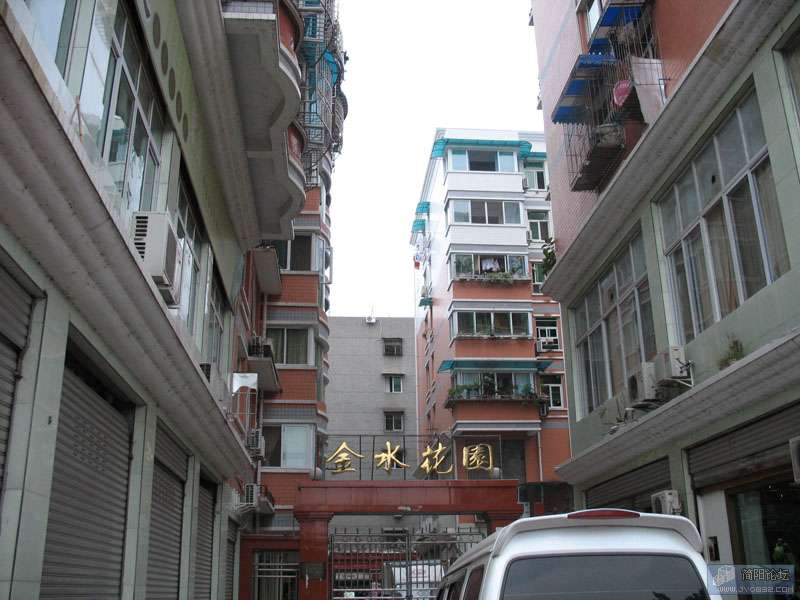 有时候会往蓝鲸路走点