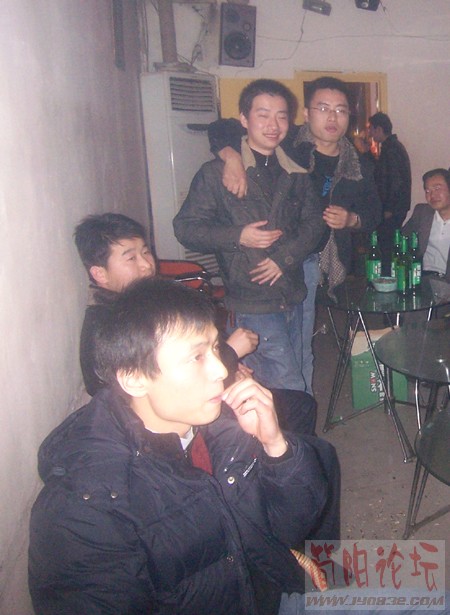 119自由与军用菜刀.jpg