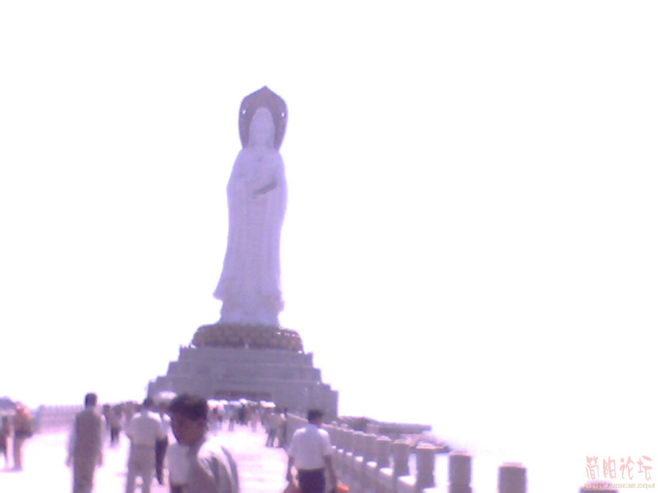 观音前的人海.jpg