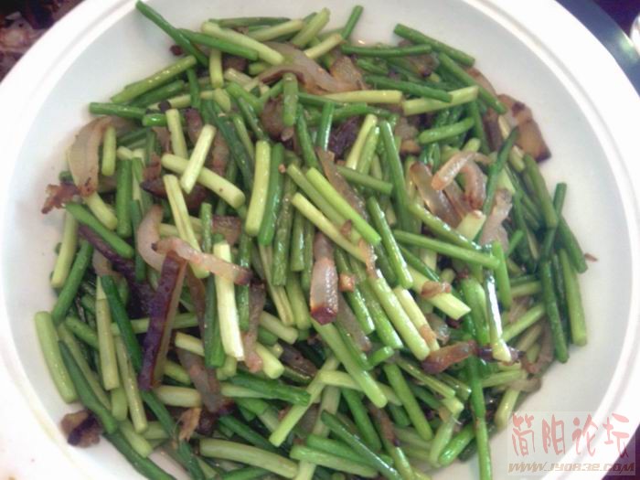 蒜头腊肉.jpg