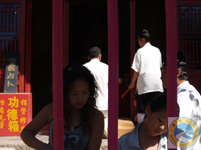 02.jpg