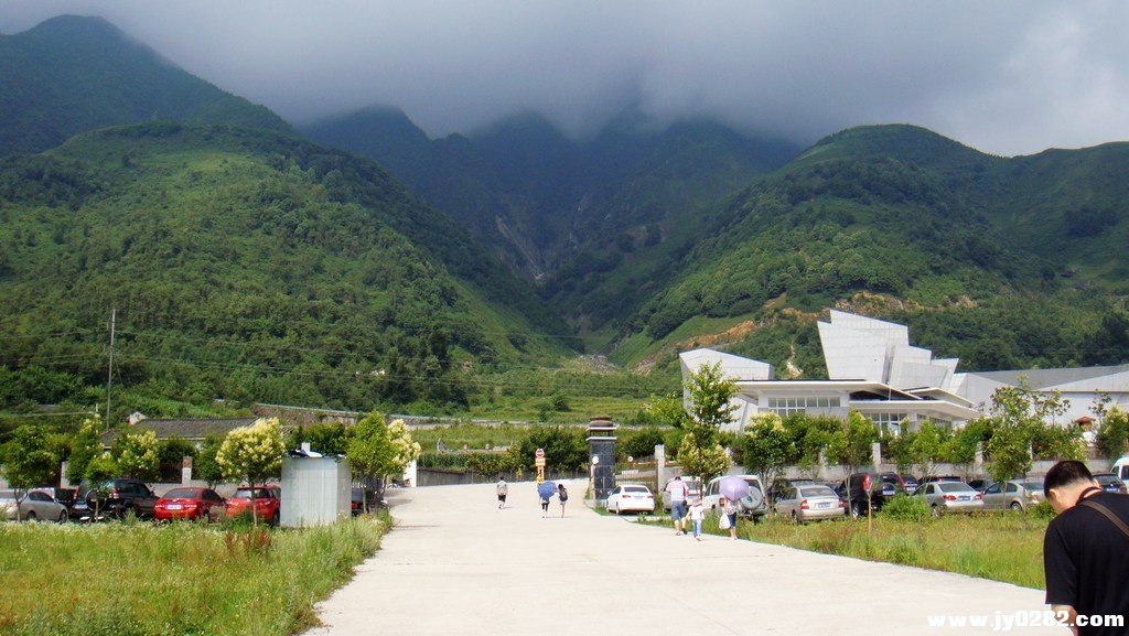 螺髻山02.jpg