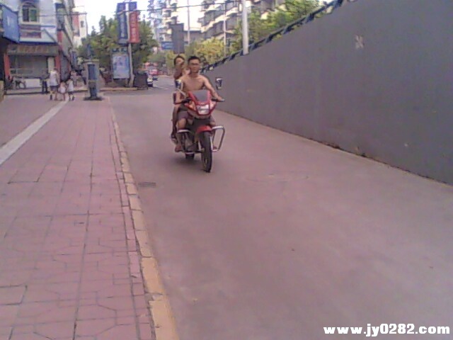 IMG1760A.jpg