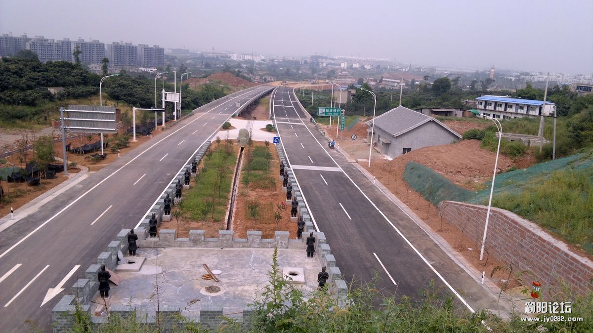 20110903372.jpg