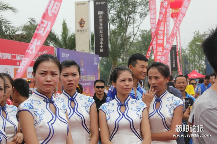 2340409vjh152szxlg7lu6.jpg