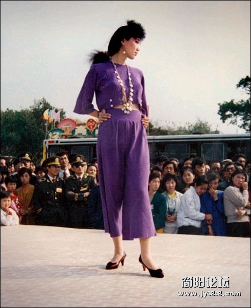 2004453wdw3vv0mwts2fmv.jpg