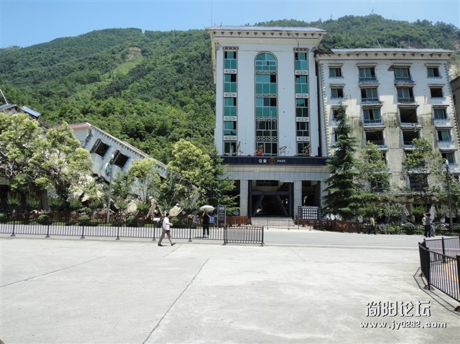 psuCA8QTRIC.jpg