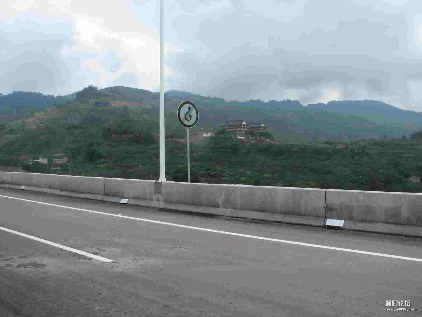 照片 036.jpg