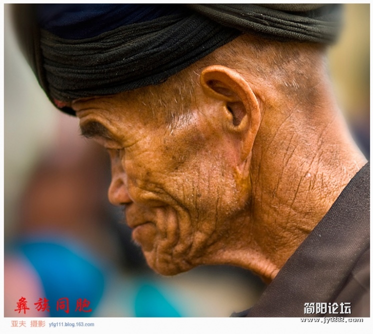 彝族同胞（十）——02副本.jpg