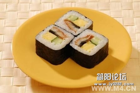 十二、变色的紫菜 　　若凉水浸泡后的紫菜呈蓝紫色，说明紫菜在干燥、包装前已被有毒物.jpg
