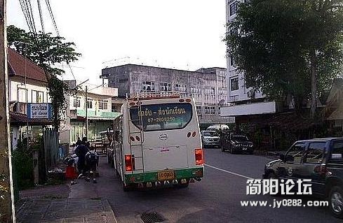 09.jpg