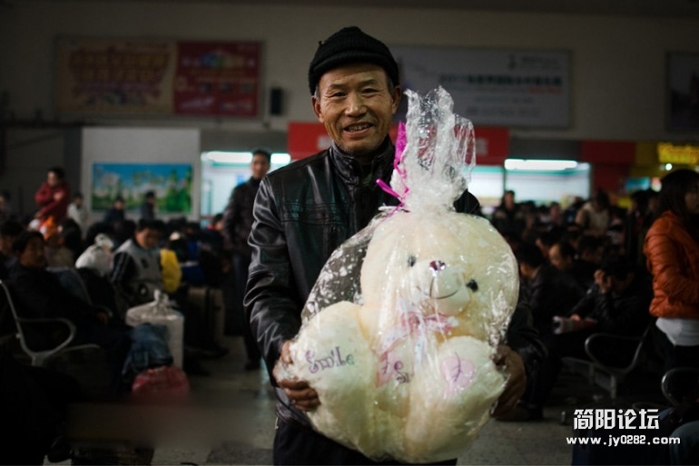 这是回家送给外甥女小曼的新年礼物，小曼很乖，考试考出好成绩，每次奖励她都只要练习.jpg
