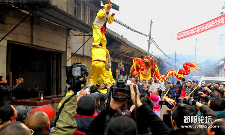 14、闹春拜年-3-wl.jpg