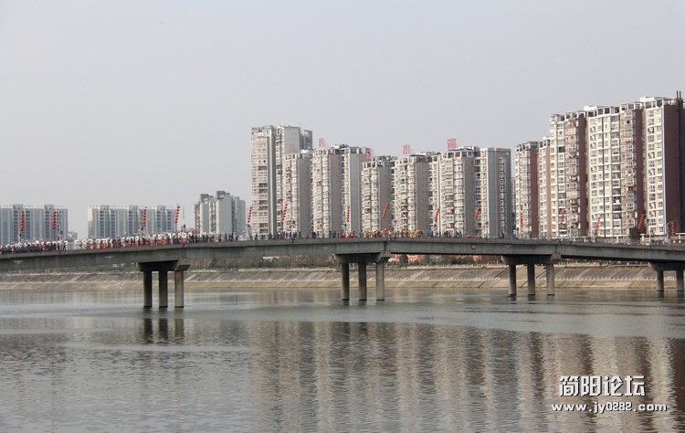 143.jpg