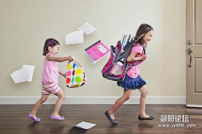 孩子的世界 最有创意的爸爸摄影师17200881zckvq5x1vcubxv.jpg