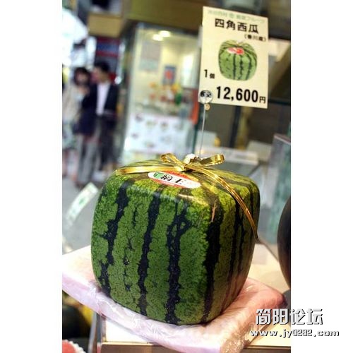 世界各地奇形怪状的水果l9j.jpg