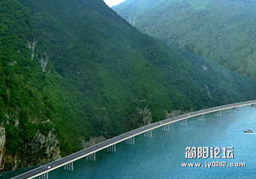 2010629145142.jpg