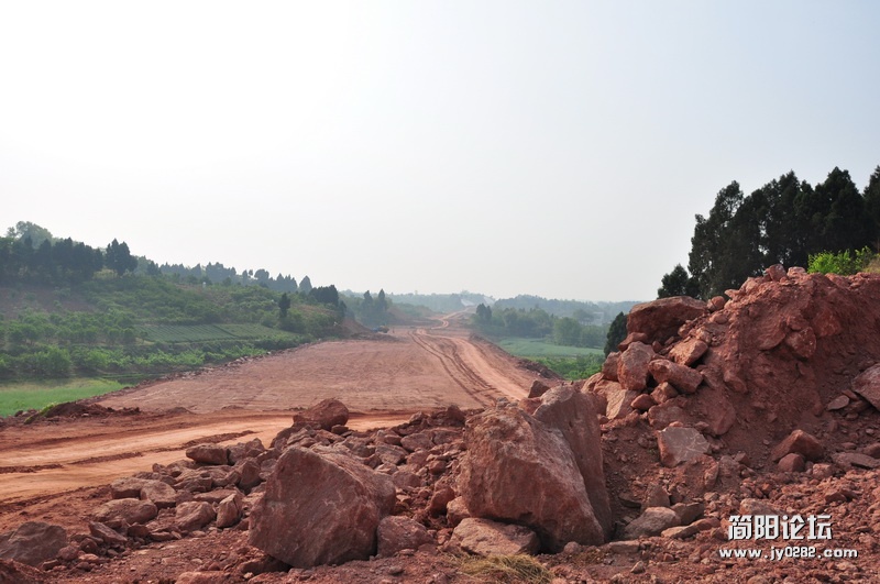 120422042成安渝高速简阳河西段建设现场.jpg