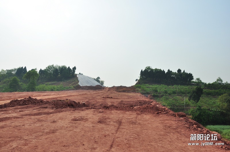 120422052成安渝高速简阳河西段建设现场.jpg