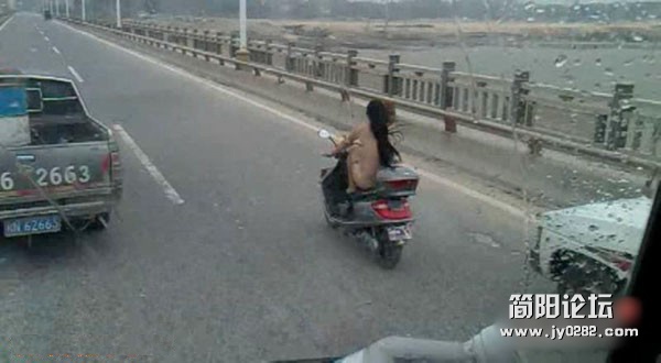2011101214353072.jpg