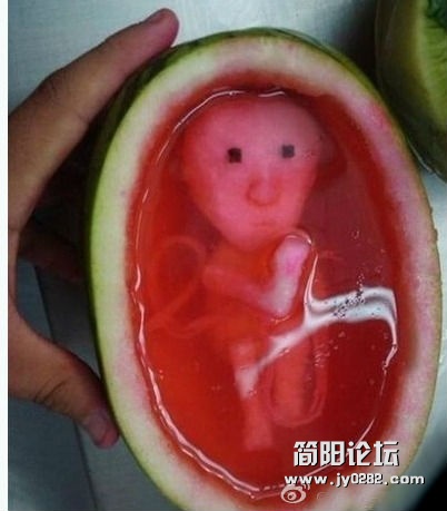 吃成这样的人，一定是恐怖片看多了。.jpg