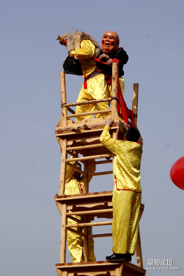 翻舞台02.jpg