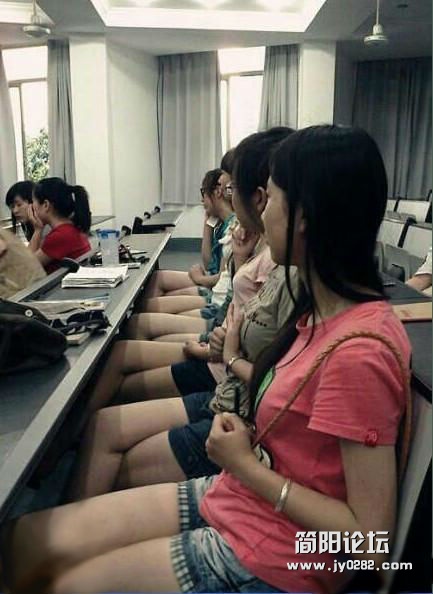 上课不睡觉新方法.jpg