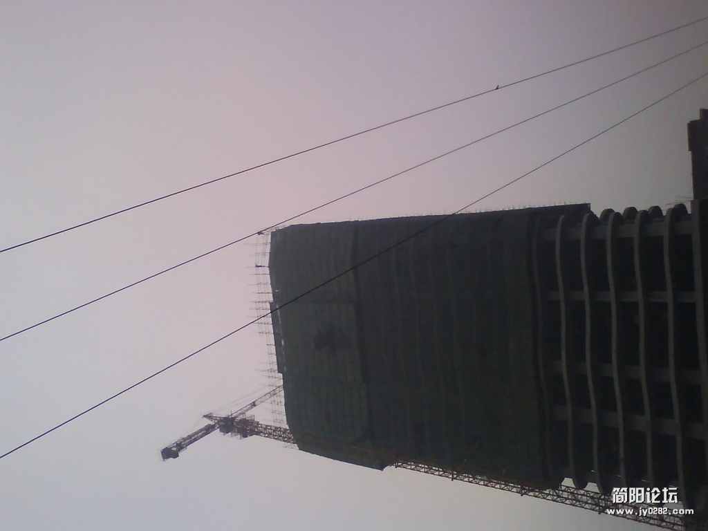 建筑工人高空作业