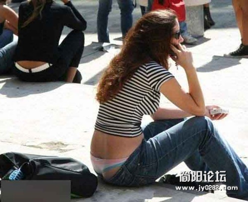 MM穿成这样叫我情何以堪 (12).jpg