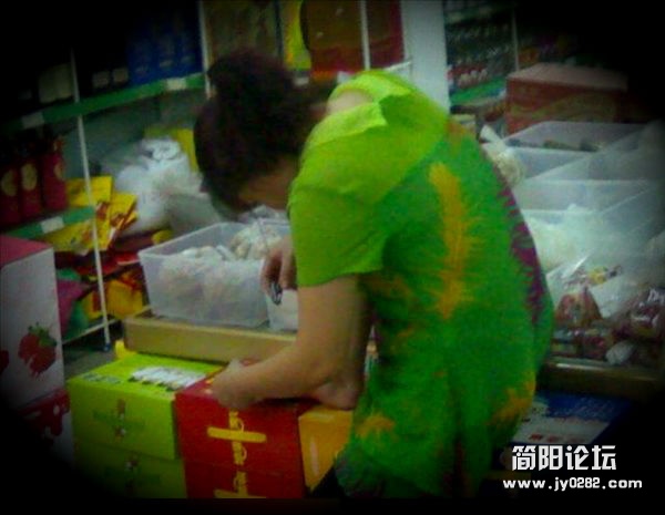 某些国人的素质真不是一般的低 (1).jpg