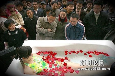 某些国人的素质真不是一般的低 (5).jpg