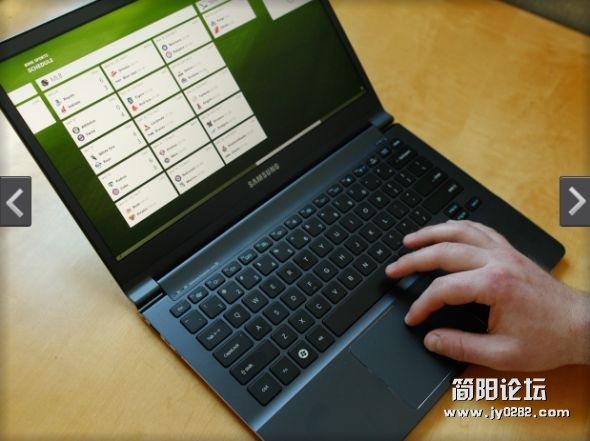 Windows 8发行预览版带有触摸板驱动的原型，允许用户在触摸板上使用多触控手势。对Windows操作系统来说，这 ...