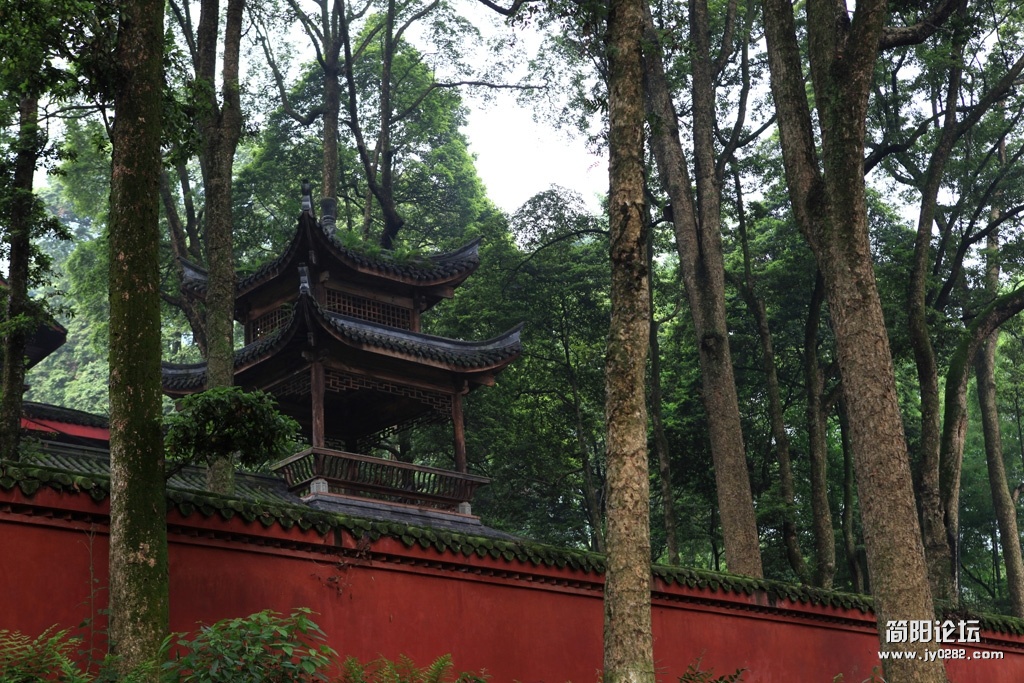 伏虎寺一角3副本.jpg