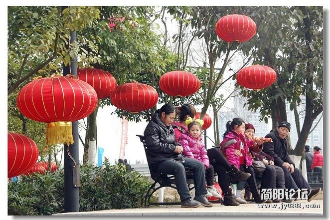 悠闲----梁晓.jpg