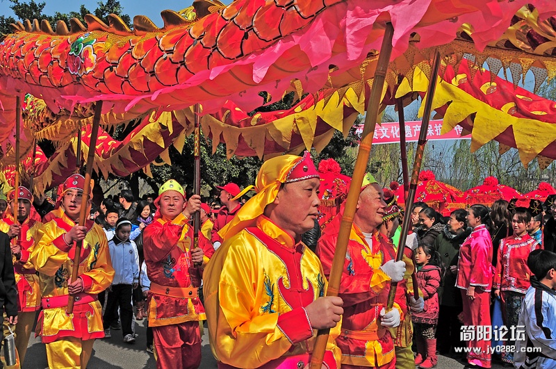 石桥镇九莲灯（组照）-王鹰-.doc (1).jpg
