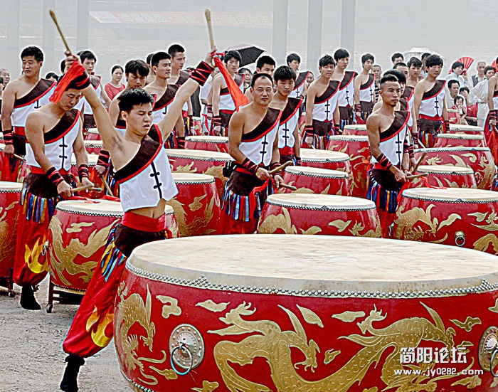 百人鼓舞(2).jpg