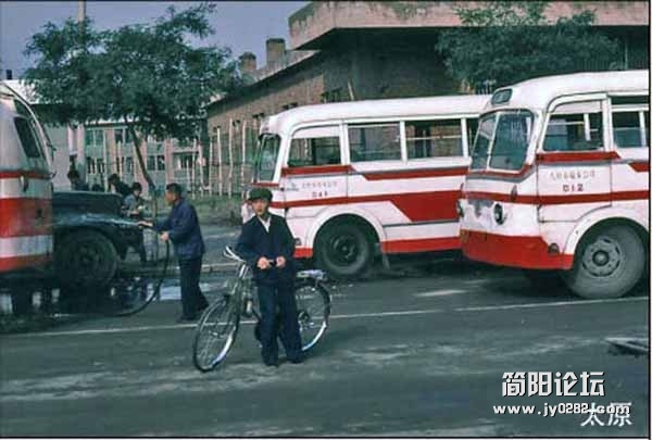 1983年真实的幸福中国c20121990925531140194.jpg