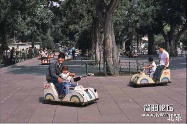 1983年真实的幸福中国c20121990925591569999.jpg