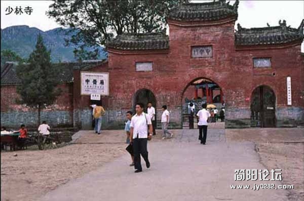 1983年真实的幸福中国c20121990926203041900.jpg