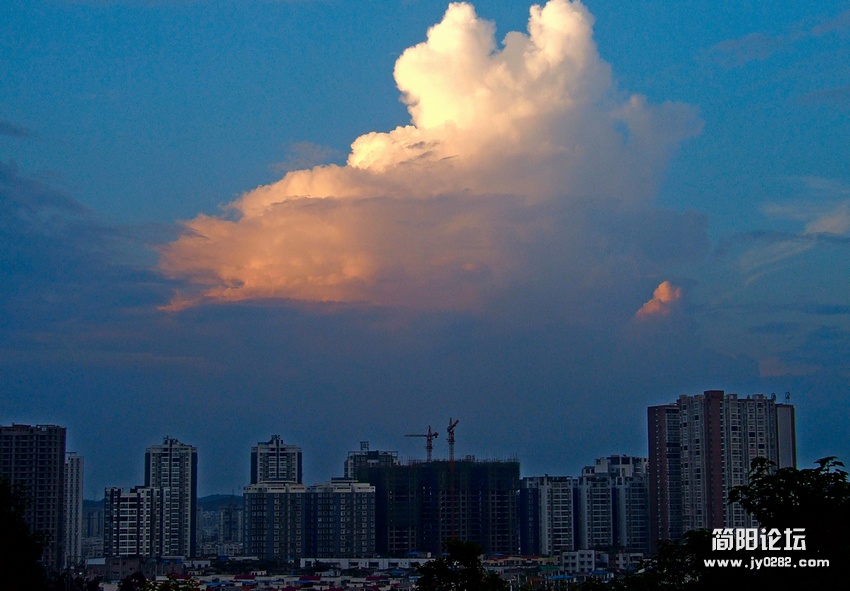 龙悦简州4.jpg