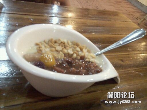 170013292_SendPhoto_20120727070727_1.jpg