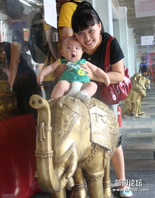 AUG}RY95VGND3)F`VI1U2QI.jpg