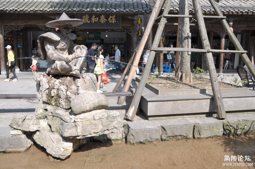 3钓鱼翁.jpg