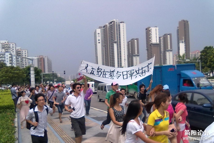 尼玛这都是些什么文盲啊.jpg