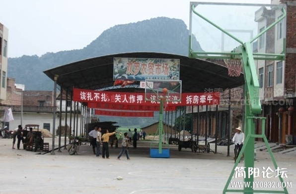 b2012261100030672498.jpg
