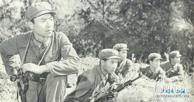 提高警惕，时刻注意对岸越军动向.jpg