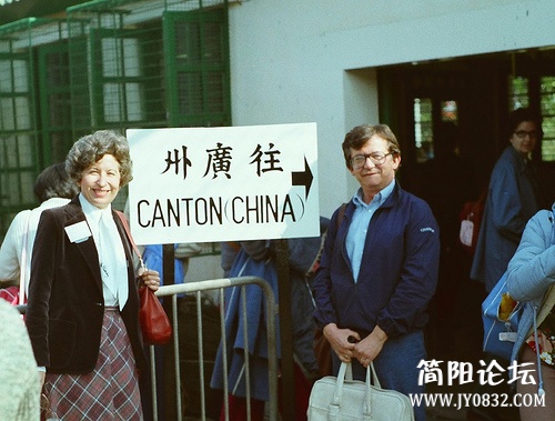 穷却快乐着一个美国人拍摄的30年前的中国s20122771605201506d4340f35f3 (19).jpg