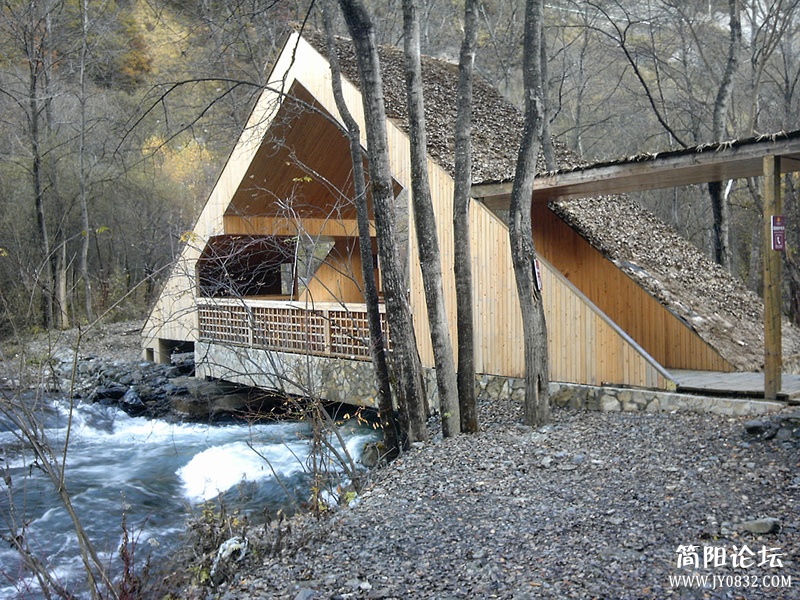 12林中小屋.jpg
